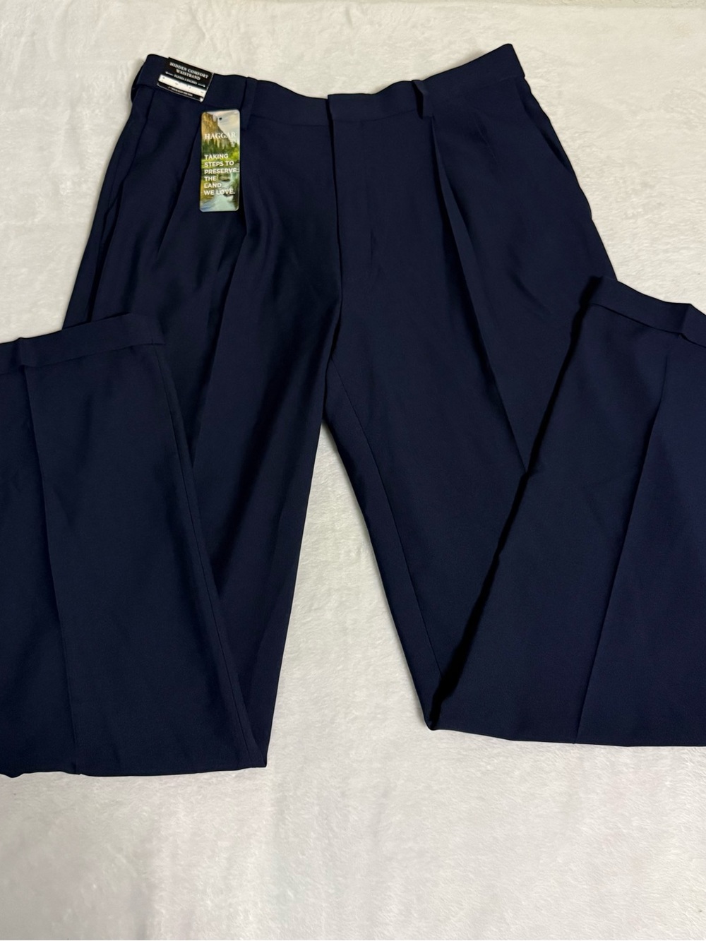 Haggar Premium Comfort Dress Pants Mens 34x34 Navy Classic Fit Pleated NWT
